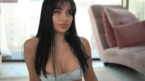 mysticlayla online show from April 26, 4:10 am