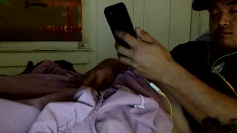 Snapshot of mywi11yisbiggy chatting on February 6, 5:09 pm str8 dom alphaAsian Daddy type. sorry not bi or curious but i dont judgediscrimenate. online show from February 6, 5:09 pm