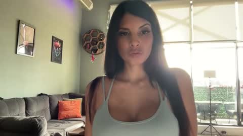 Snapshot of mywild_cambabe chatting on March 14, 8:36 pm Gabby online show from March 14, 8:36 pm