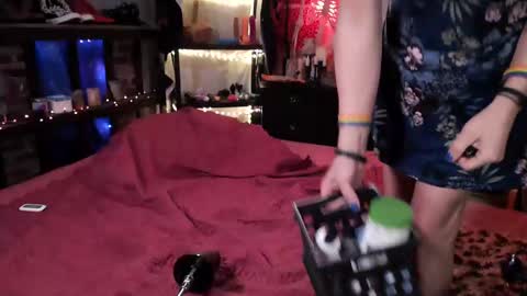 Jade Nyxxx online show from November 16, 7:03 am