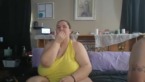 Mzjuicybootay online show from December 7, 2:57 pm