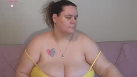 Mzjuicybootay online show from September 9, 12:48 pm