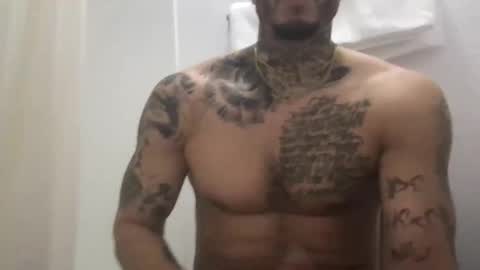 Snapshot of n0facen0face chatting on February 9, 7:56 am n0facen0face online show from February 9, 7:56 am