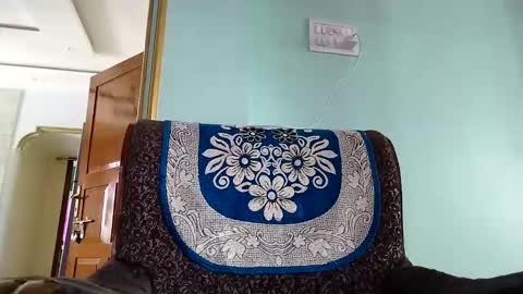 n298033 online show from March 22, 7:34 am