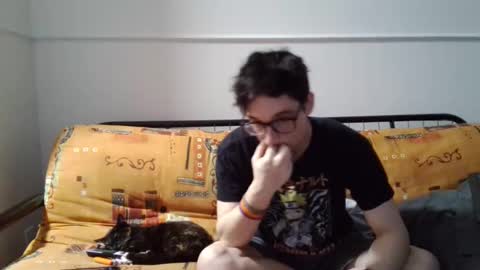 a Ordinary Boy online show from February 6, 11:52 pm