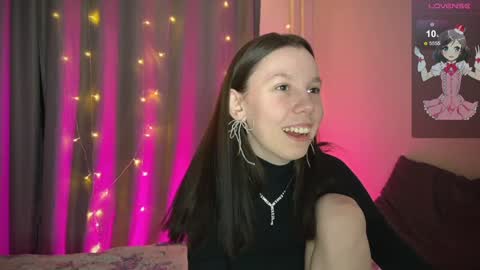 Snapshot of na_prikole_ chatting on February 7, 9:15 pm Vanessa and Julia online show from February 7, 9:15 pm