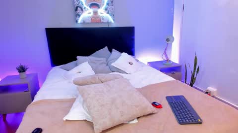 Snapshot of na_yeon_ chatting on December 5, 7:54 pm AMY online show from December 5, 7:54 pm