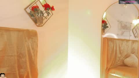 naamah_b online show from May 9, 3:06 pm