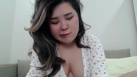 Snapshot of nabionlyone chatting on March 21, 11:41 pm Nabi online show from March 21, 11:41 pm