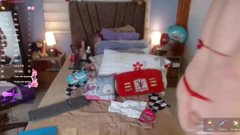 nadia_84 online show from November 14, 12:37 pm