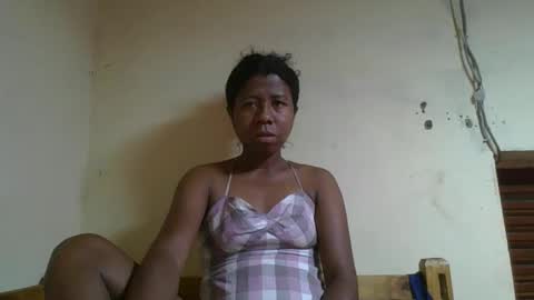 nadiasando online show from December 4, 4:33 am