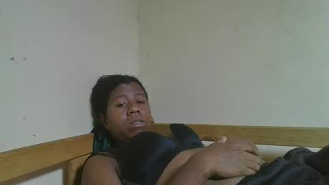 nadiasando online show from December 13, 7:53 pm