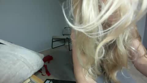 Nadyasoft online show from November 22, 11:31 am