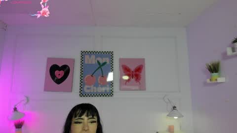 Naenia online show from March 29, 4:40 pm