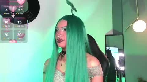 Snapshot of naff_eratu chatting on March 17, 8:45 pm naff_eratu online show from March 17, 8:45 pm