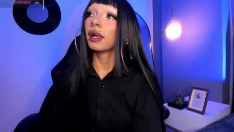 naff_eratu online show from May 14, 10:16 pm