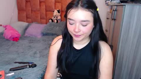 nahia cute     only   online show from November 21, 7:12 pm