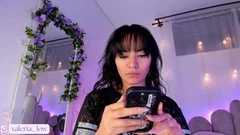 nahialov online show from March 11, 1:55 am