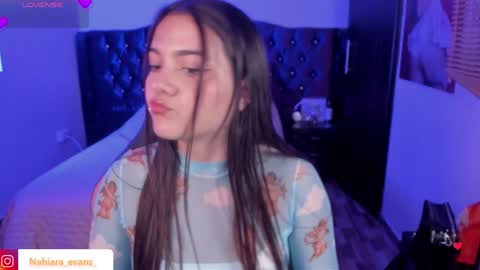 NAHIARA EVANS online show from February 4, 2:07 am