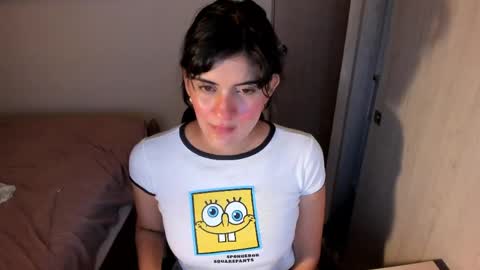 Snapshot of nahomi2021 chatting on May 29, 2:42 am independent model online show from May 29, 2:42 am