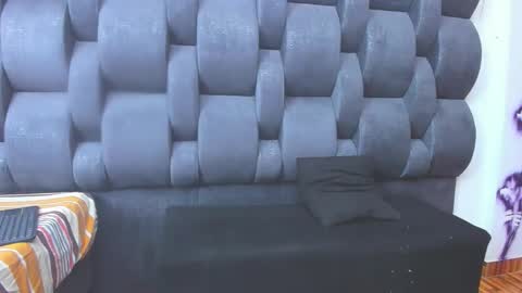 Nahomi and andes  online show from January 11, 3:22 am