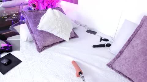 Nahomii online show from February 14, 7:21 pm