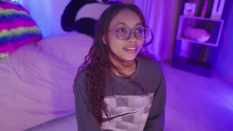 nahomy 2308 online show from May 11, 2:45 pm