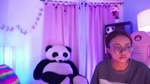 nahomy 2308 online show from May 14, 11:39 am