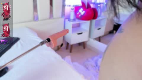 Snapshot of nahomyroberts chatting on October 16, 12:39 pm Nahomy Roberts online show from October 16, 12:39 pm