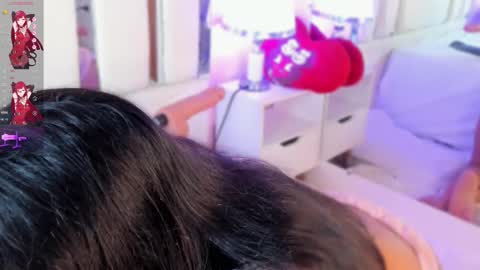 Snapshot of nahomyroberts chatting on October 18, 12:17 pm Nahomy Roberts online show from October 18, 12:17 pm