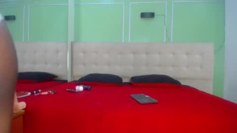 Nahomyy jamess online show from March 6, 11:47 am