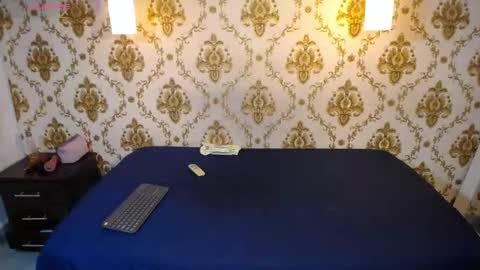 Snapshot of nahybig_boobs chatting on March 14, 12:43 pm Karatbby online show from March 14, 12:43 pm