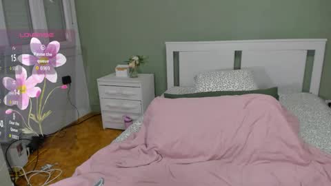 Snapshot of naia_7 chatting on January 17, 11:41 pm Mile online show from January 17, 11:41 pm