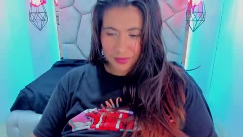    online show from February 8, 6:55 pm