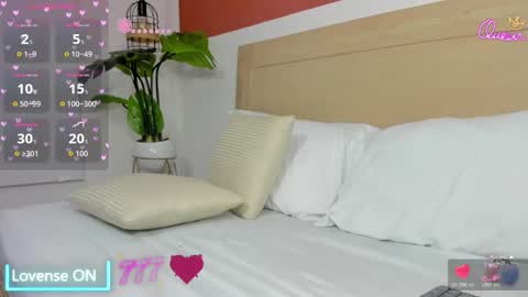 Snapshot of naiara30_ chatting on March 28, 2:27 pm N A I A R A online show from March 28, 2:27 pm