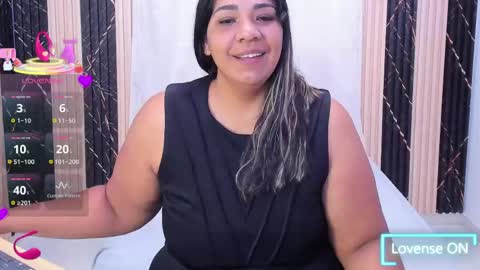 Snapshot of nailha1 chatting on June 1, 11:01 am Nailha online show from June 1, 11:01 am