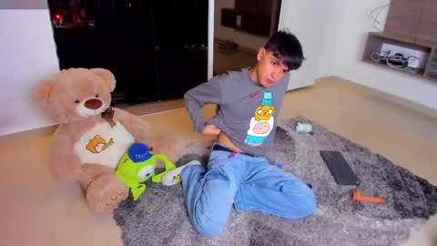  N A I M T H E  K I N G  online show from March 15, 11:22 pm