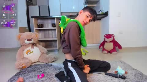  N A I M T H E  K I N G  online show from March 24, 12:59 am