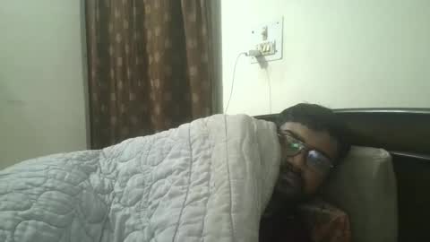 Snapshot of nairanandu28 chatting on December 20, 3:13 am NAIRANANDU28 online show from December 20, 3:13 am