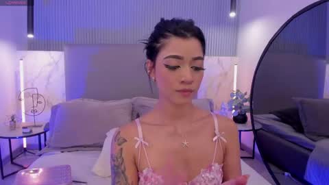 Naisha Ford online show from September 25, 12:14 am