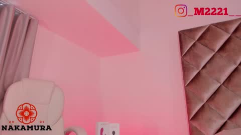 INSTAGRAM  m2221     online show from February 14, 5:36 pm