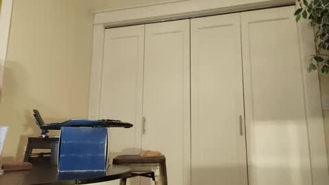 Drew from Seattle online show from February 2, 1:41 pm