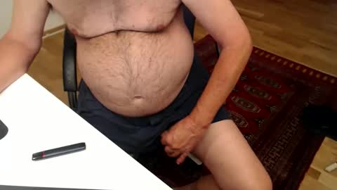 Nakedwanker10 online show from May 24, 2:38 am