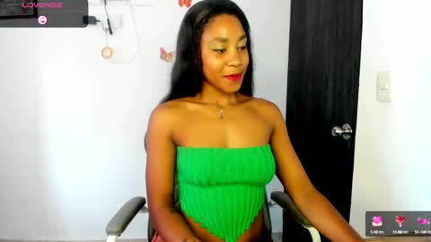 N A L A  NEW instagram nala jordan08 online show from February 6, 5:40 pm