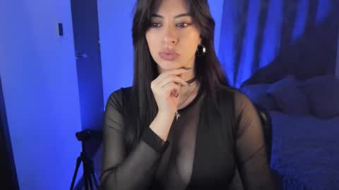 nala_saphir online show from December 22, 7:05 am