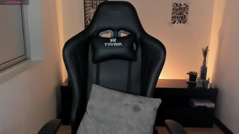 nala_saphir online show from April 1, 6:14 am