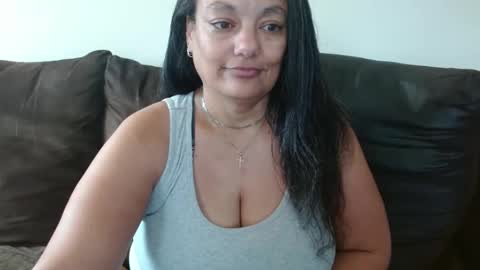 Snapshot of nala_thickk chatting on February 11, 5:18 pm Nala Thickk online show from February 11, 5:18 pm
