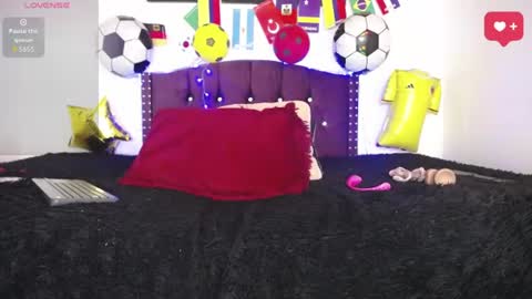 nami_pym online show from July 30, 12:59 pm