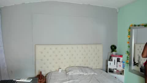 nami_sam online show from September 27, 1:38 pm