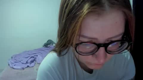 Snapshot of namibecker chatting on March 13, 7:59 am Nami online show from March 13, 7:59 am